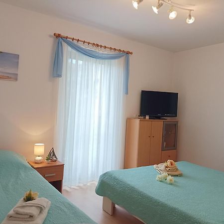 Apartment Milotic Ловран Экстерьер фото