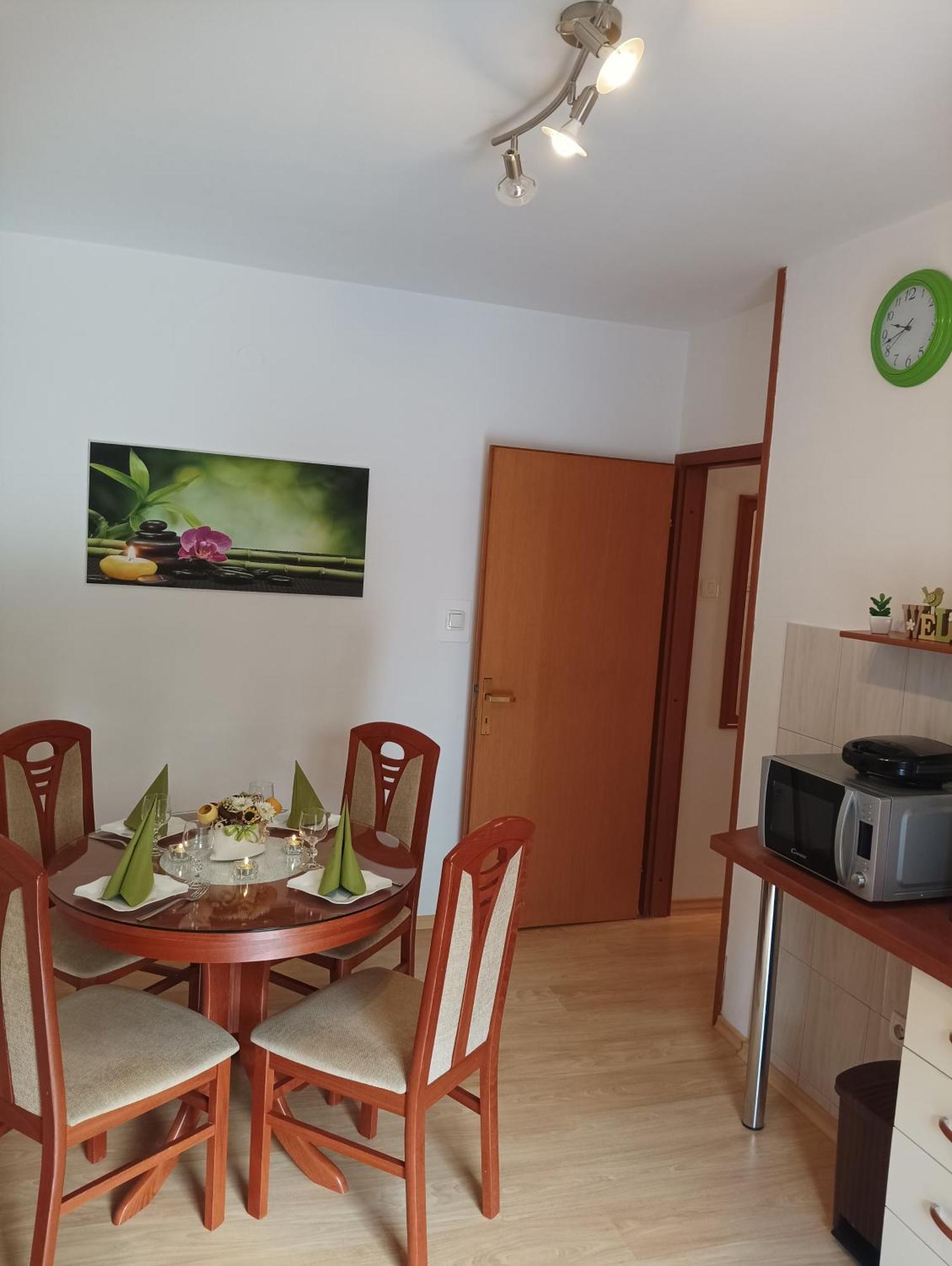 Apartment Milotic Ловран Экстерьер фото